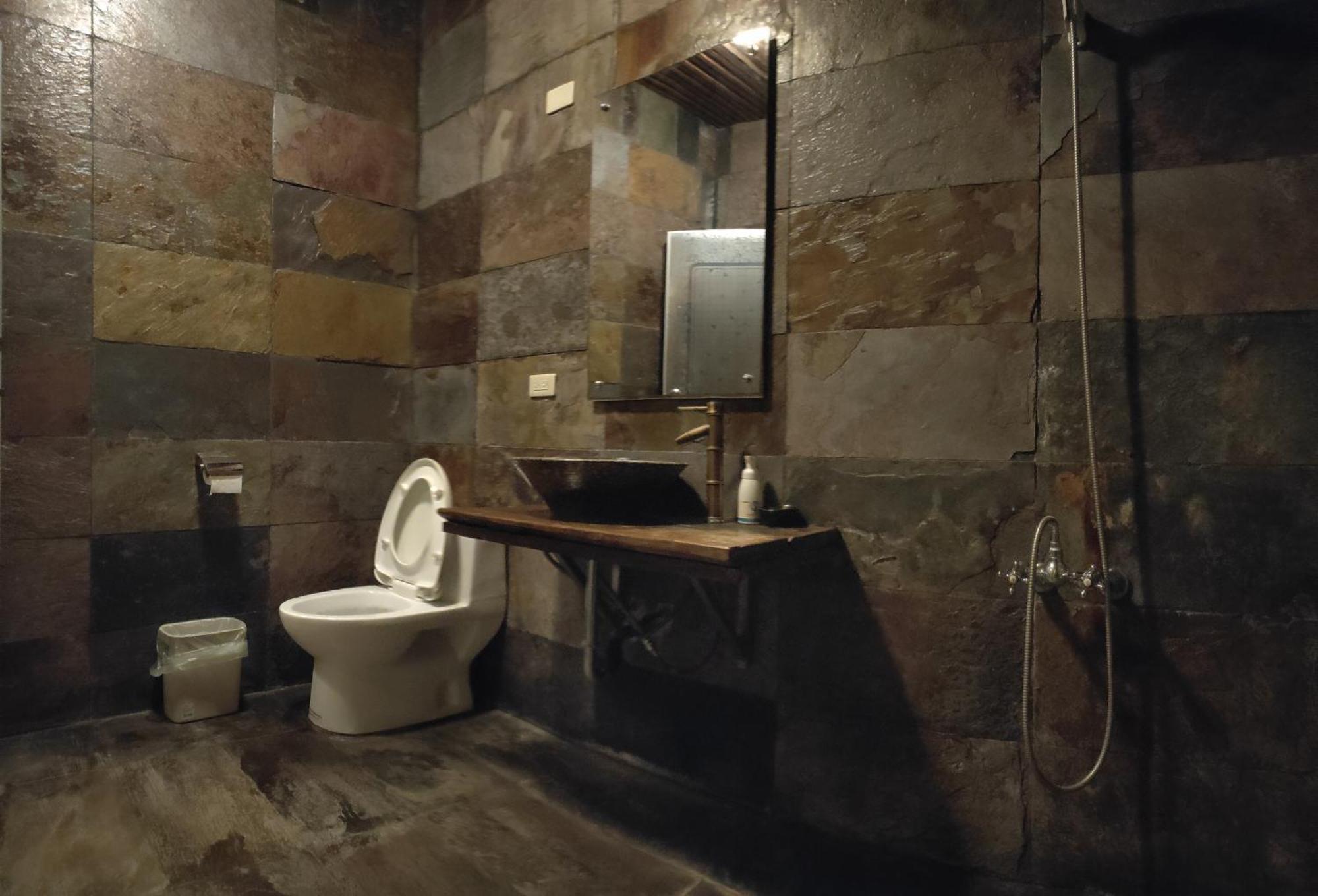 Bright Moon Homestay Dongshi  Екстериор снимка
