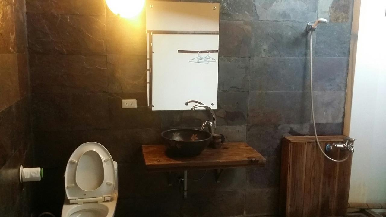 Bright Moon Homestay Dongshi  Екстериор снимка