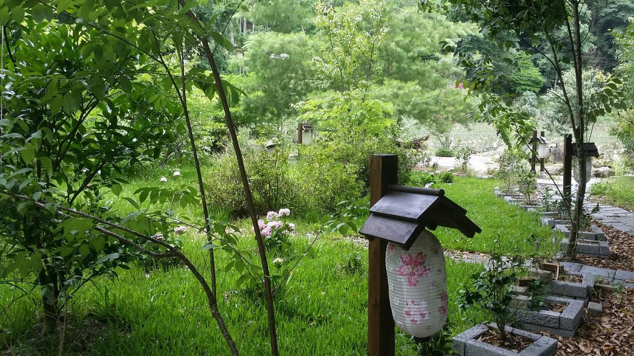 Bright Moon Homestay Dongshi  Екстериор снимка